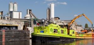 Image Croisière dans le port industriel de Bonneuil-sur-Marne
