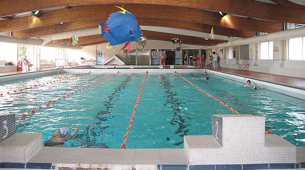 Image Piscine des Ecus au Bouscat