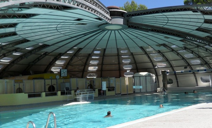 Image Piscine de Lambesc