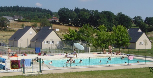 Image Piscine de Marcolès