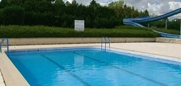 Image Piscine d'Aillant sur Tholon