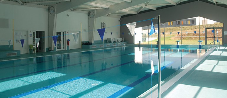 Image Piscine de Château-Renard
