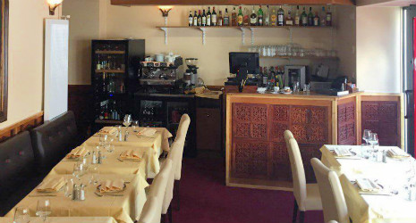 Image New shriganesh - Restopolitan - Offre : Entrée + Plat au choix à la Carte (hors Menu) Conditions : 2 boissons minimum par table